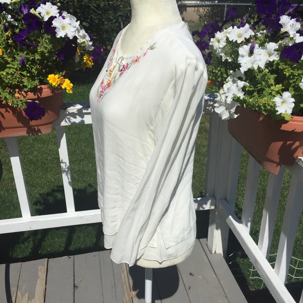 Nomadic Traders NWT Embroidered Top size M - Picture 5 of 7